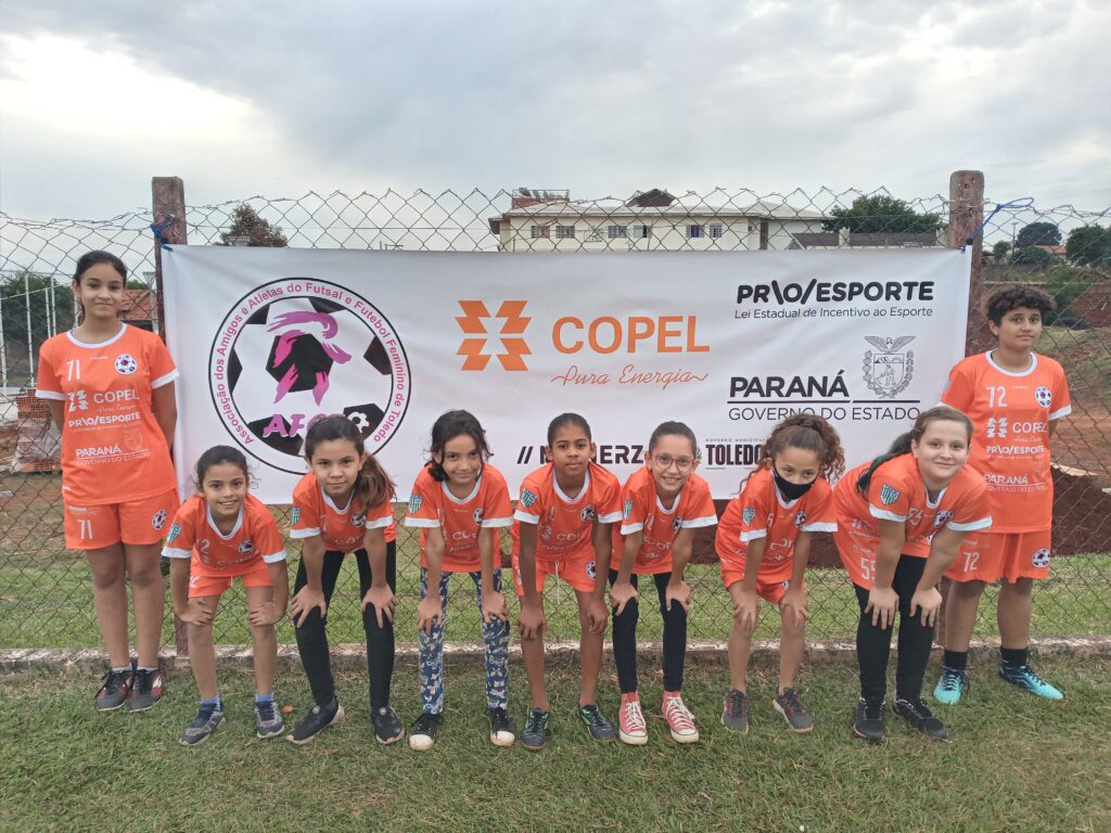Atletas da AFETO em atividade no polo São Francisco