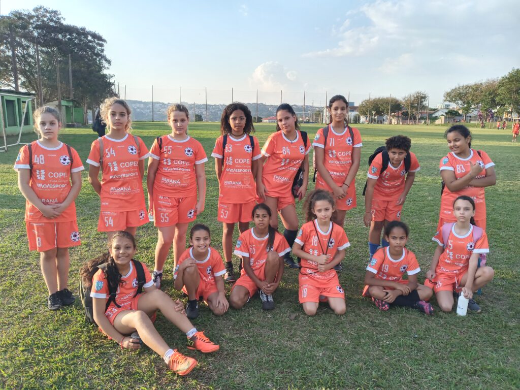 Treino de futebol feminino no polo São Francisco